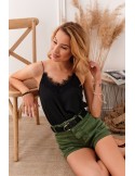 Kurze Damenshorts mit Gürtel, grün 018 – Online-Shop – Boutique